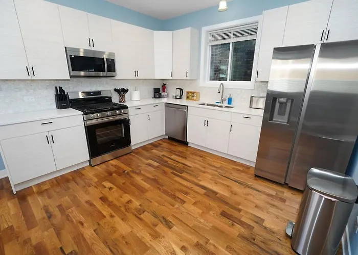 Apartment 3br Oasis Near Downtown & United Center