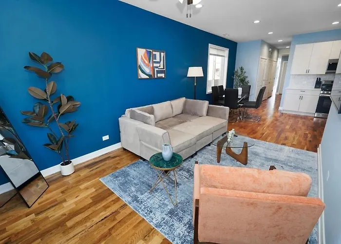 3br Oasis Near Downtown & United Center Apartment Chicago